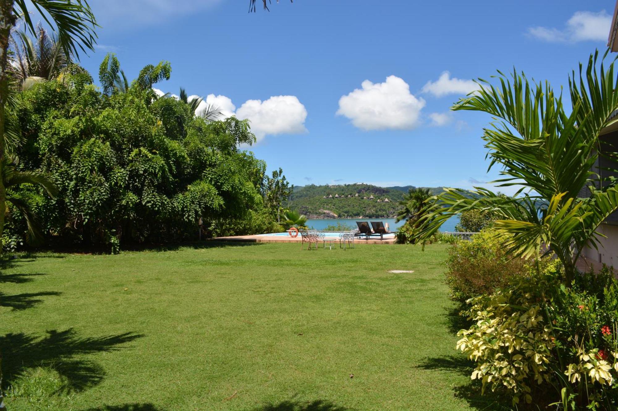 Bayview Villa -Sea Side Villa Anse Boileau Екстериор снимка