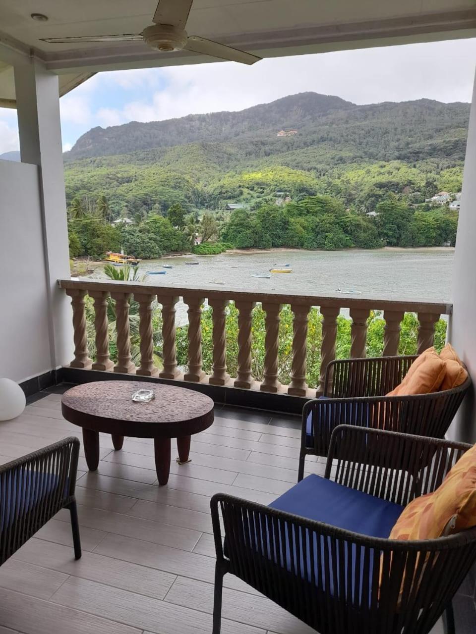 Bayview Villa -Sea Side Villa Anse Boileau Екстериор снимка