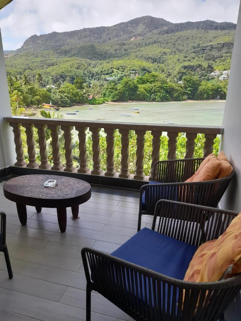 Bayview Villa -Sea Side Villa Anse Boileau Екстериор снимка